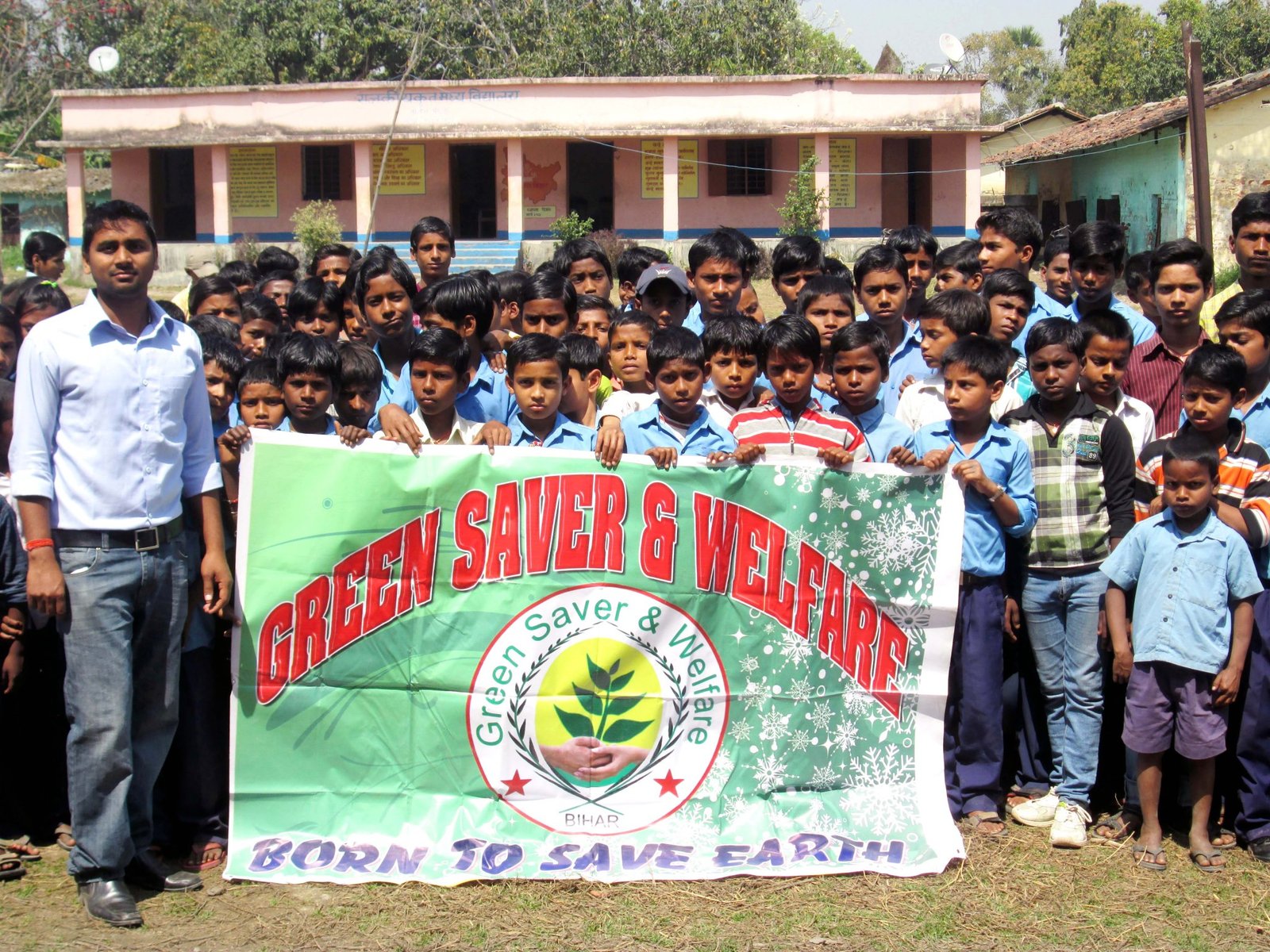 885430_545677462120001_1969846091_o